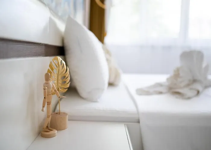 A&k Cozy Art 2 ヴァルナ